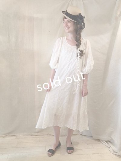 画像9: [pollenbienco] バルーン袖のＡラインワンピース／off white