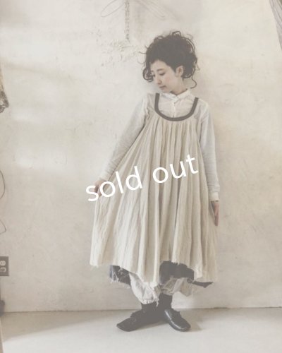 画像11: pollenbienco／リバーシブルギャザーワンピース・生成りとグレー