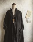 画像2: HALLELUJAH／Robe de femme de chambre　小間使いローブ衿付・Ink Black (2)