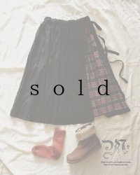 MARCHE' DE SOEUR／黒×赤チェック　ギャザースカート