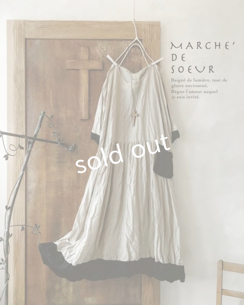 画像1: MARCHE' DE SOEUR／生成りベージュ×ブラックリネンワンピース (1)