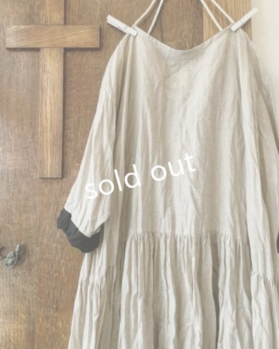 画像8: MARCHE' DE SOEUR／生成りベージュ×ブラックリネンワンピース