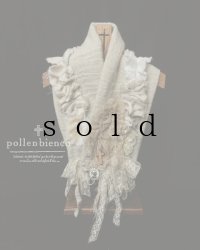 pollenbienco／アルルの少女の衿飾り・メダイユ