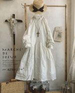 画像1: MARCHE' DE SOEUR／アンのフリル襟ワンピースfrom armoire・オフストライプ (1)