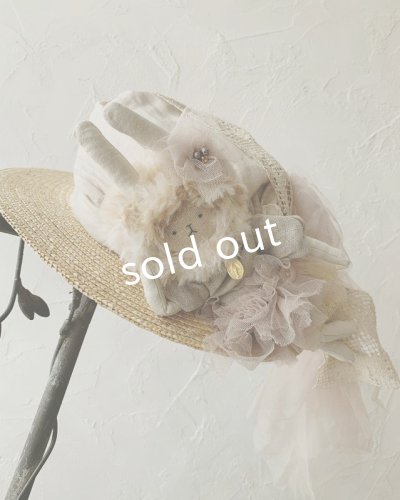 画像5: sukekiyo/うさキヨひめ、おぼうしに乗る