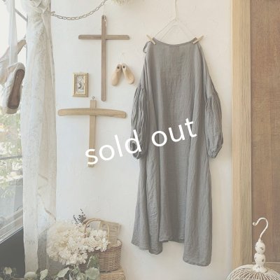 画像7: mifumi/ブッファンお袖の肩リボンワンピース・濃灰