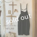 mifumi／demiとラダーのエプロンドレス・黒