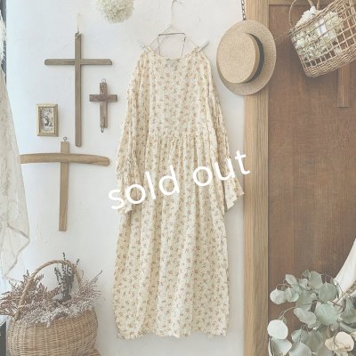 画像5: mifumi／Wトロンのワンピース・クリームブーケ