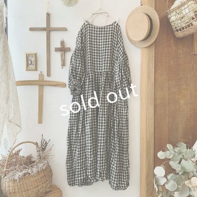 画像6: mifumi／ドロップショルダーボリュームpuffワンピース・黒×生成ギンガム