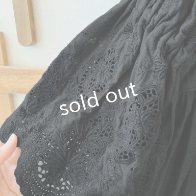 画像5: mifumi／Wトロンのワンピース・黒ベル刺繍