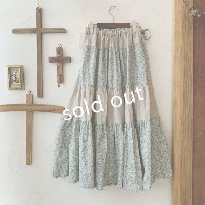 画像5: mifumi/ティアードパッチのスカート・青小花