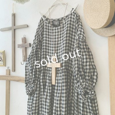 画像3: mifumi／ドロップショルダーボリュームpuffワンピース・黒×生成ギンガム