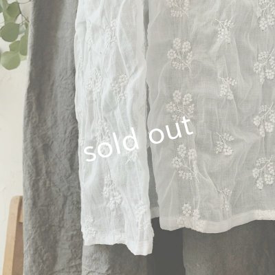 画像5: mifumi／わたぐもオーガンジー はなれ衿のサラワンピース・濃灰