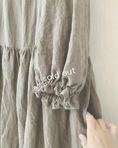 画像4: mifumi／アトリエ刺繍 キャロルのドレス・カーキ×薄カーキ
