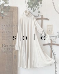 MARCHE' DE SOEUR／Bergian cotton linenタートルワンピース・杢エクリュ
