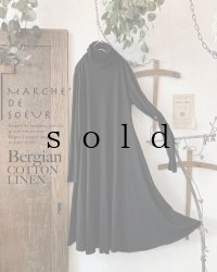 MARCHE' DE SOEUR／Bergian cotton linenタートルワンピース・ブラック