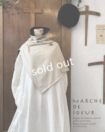 画像7: MARCHE' DE SOEUR/教会のケープ・リバーシブル【木の十字架ブローチ付】