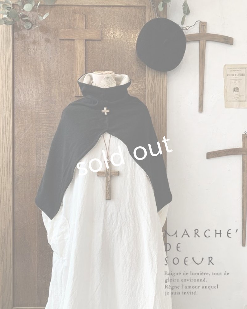画像2: MARCHE' DE SOEUR／教会のケープ・リバーシブル【木の十字架ブローチ付】 (2)