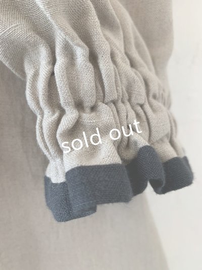 画像6: kosatofuku／リネンのスモックギャザーロングワンピース・ベージュ