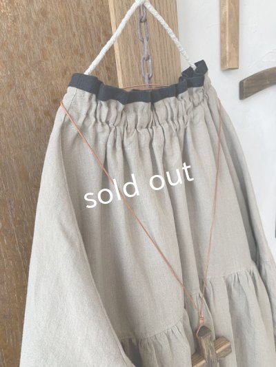 画像4: kosatofuku／リネンのスモックギャザーロングワンピース・ベージュ