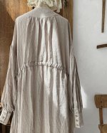 画像11: MARCHE' DE SOEUR／祈りのワンピース・くすみピンク (11)