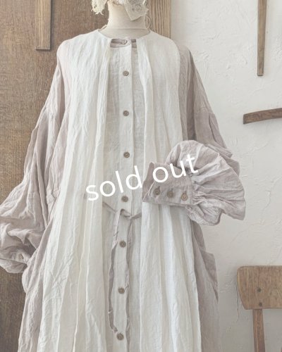 画像4: MARCHE' DE SOEUR/祈りのワンピース・くすみピンク