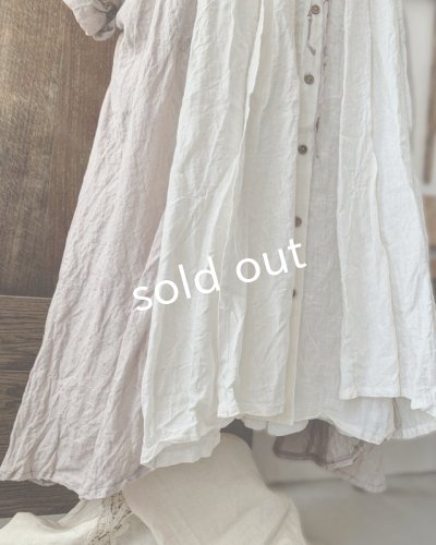 画像9: MARCHE' DE SOEUR/祈りのワンピース・くすみピンク