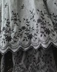 画像5: MARCHE' DE SOEUR／二枚仕立ての花刺繍スカートパンツ・ダンガリー×黒 (5)