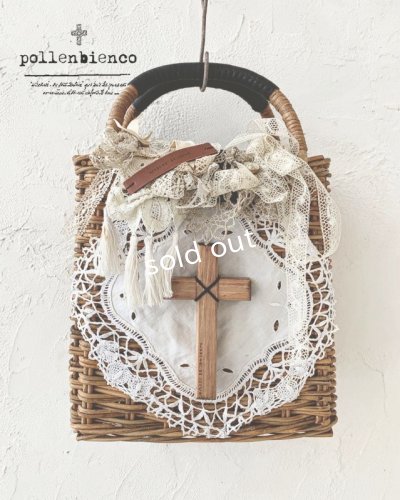 画像1: pollenbienco／アンティークレースと十字架のかごバッグ