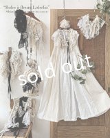 shizuka's & MARCHE３点セット／ロベリアのドレス・ホワイト×クリーム（前スリットタイプ）