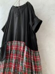 画像3: MARCHE' DE SOEUR／ギャザーポケットワンピース・赤チェック (3)