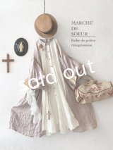 MARCHE' DE SOEUR／祈りのワンピース・くすみピンク
