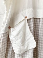 画像3: MARCHE' DE SOEUR／ギャザーポケットワンピース・ミルク×ベージュチェック (3)