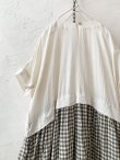 画像8: MARCHE' DE SOEUR／ギャザーポケットワンピース・ミルク×ブラウンチェック (8)