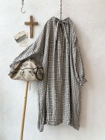画像9: MARCHE' DE SOEUR／後ろ結びのギャザーワンピース・ラティスチェック生成り (9)
