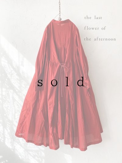 画像1: the last flower of the afternoon／静寂の欠片 ローブシャツドレス・agate red