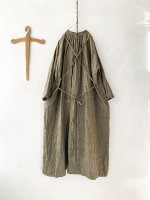 画像3: MARCHE' DE SOEUR／グレンチェックリネン バッククロスギャザーワンピース・ヴィンテージカーキ (3)
