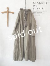 MARCHE' DE SOEUR／グレンチェックリネンフローフリルワンピース・ヴィンテージカーキ