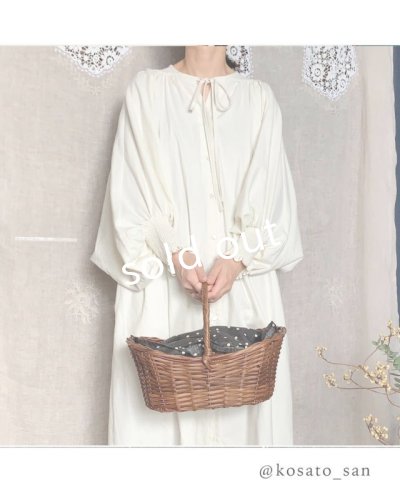 画像7: kosatofuku／バルーンスリーブのギャザーワンピース