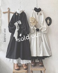 kosatofuku／バルーンスリーブのギャザーワンピース