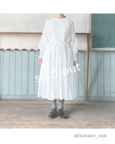 画像4: kosatofuku／シャーリングギャザーのドレス