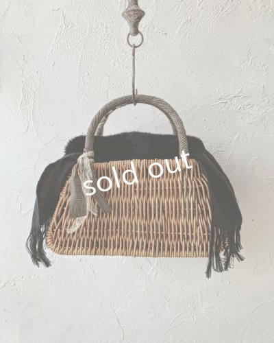 画像6: pollenbienco/アンティークレースと黒ファーカバーかごバッグ