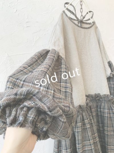 画像4: MARCHE' DE SOEUR／ブルターニュのワンピース・ウールリネン アンティークチェック生成り