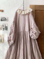 画像2: MARCHE' DE SOEUR／フリル襟パフスリーブワンピース・くすみピンク (2)