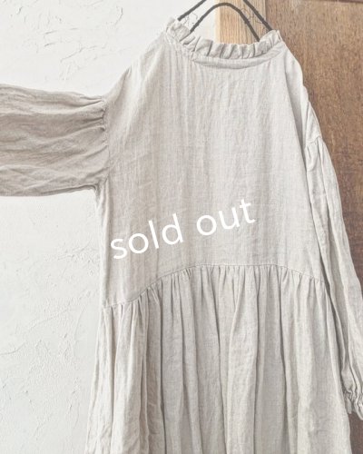 画像10: Avenue／フリル襟ギャザーワンピース