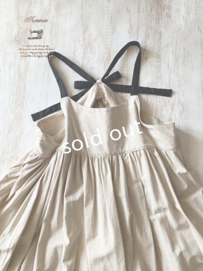 画像4: Avenue/後ろりぼんキャミワンピース・生成りに黒りぼん