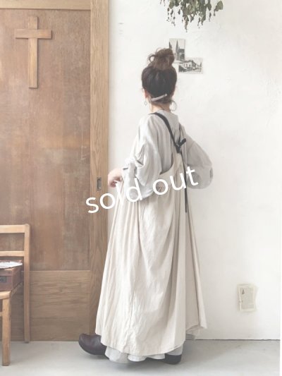 画像6: Avenue/後ろりぼんキャミワンピース・生成りに黒りぼん