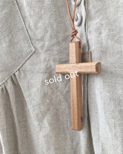 画像2: MARCHE' DE SOEUR／木の十字架ネックレス・brown8.5