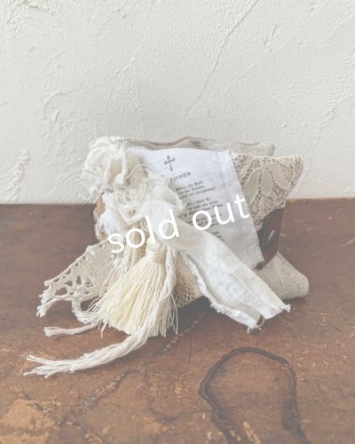 画像7: pollenbienco／アンティークレースと本革のクッションブレスレット・C