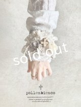 pollenbienco／アンティークレースと本革のクッションブレスレット・C